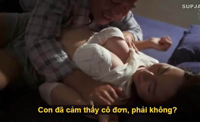 Nhìn con trai mải miết lao đầu vào việc khiến bạn gái nó cô quạnh, bố chồng liều lĩnh đè ra đụ con dâu.